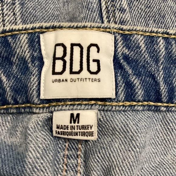 Urban Outfitter BDG Mini Jean Skirt Size M Blue Light Wash Distressed - Picture 6 of 7